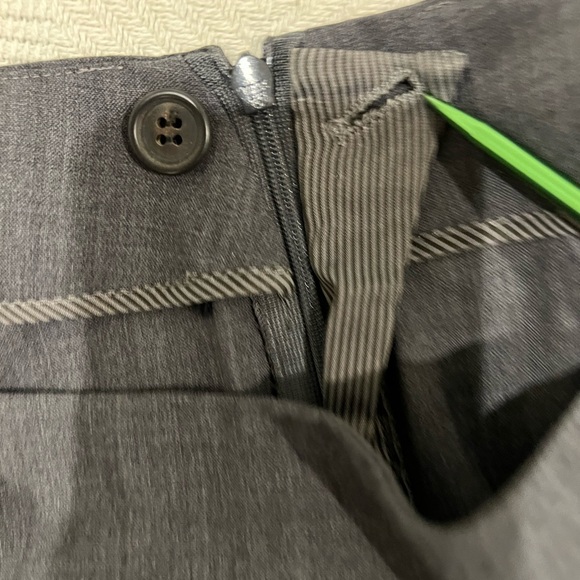 BRUNELLO CUCINELLI size 6, dark grey slacks. Excellent condition. - Picture 7 of 7